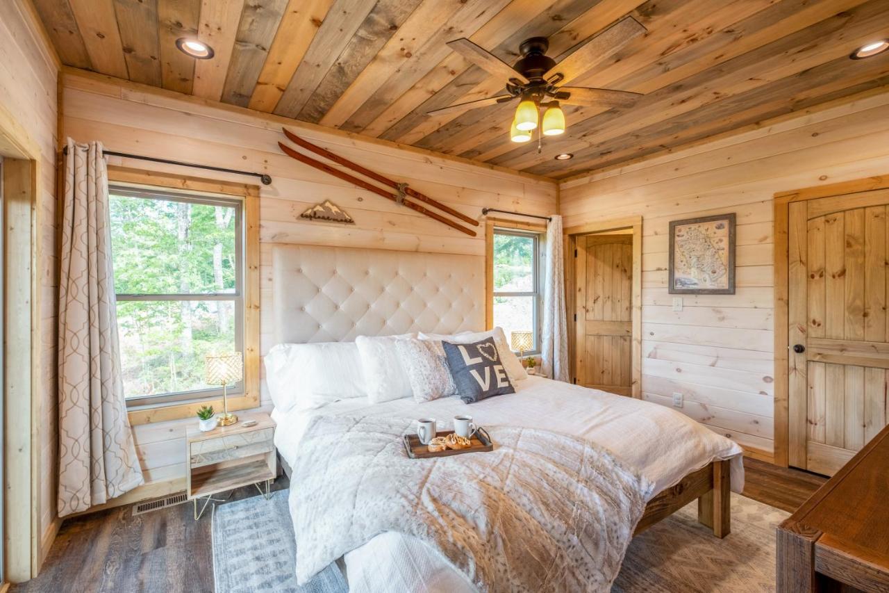 New / 3 King Suites / Sleeps12 / View / 5 Mi To Pf / Hot Tub Сев'єрвілл Екстер'єр фото