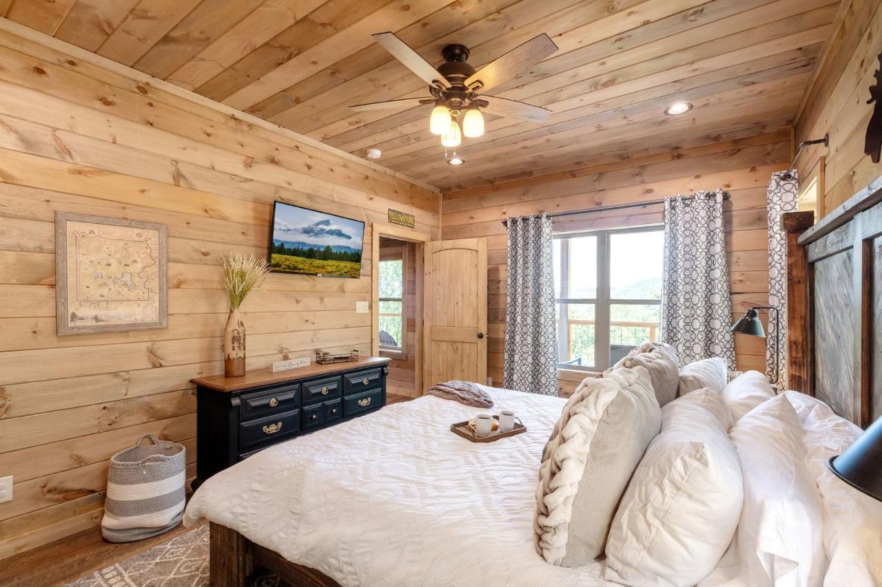 New / 3 King Suites / Sleeps12 / View / 5 Mi To Pf / Hot Tub Сев'єрвілл Екстер'єр фото