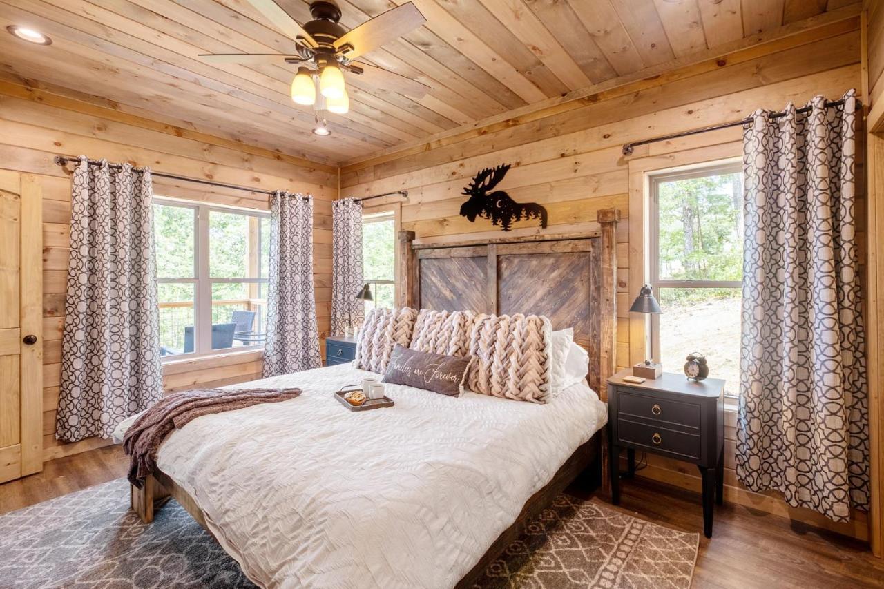 New / 3 King Suites / Sleeps12 / View / 5 Mi To Pf / Hot Tub Сев'єрвілл Екстер'єр фото