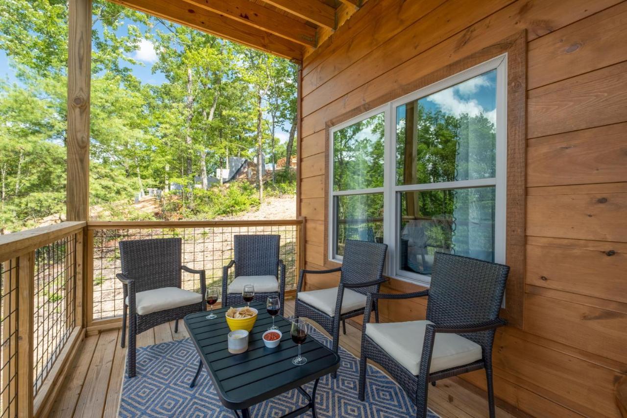 New / 3 King Suites / Sleeps12 / View / 5 Mi To Pf / Hot Tub Сев'єрвілл Екстер'єр фото