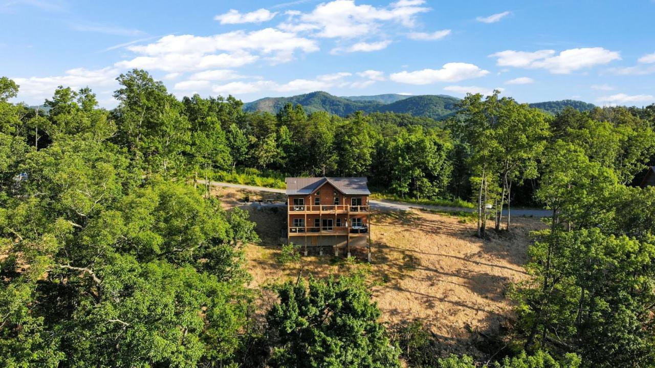 New / 3 King Suites / Sleeps12 / View / 5 Mi To Pf / Hot Tub Сев'єрвілл Екстер'єр фото