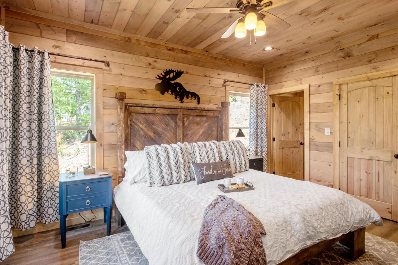 New / 3 King Suites / Sleeps12 / View / 5 Mi To Pf / Hot Tub Сев'єрвілл Екстер'єр фото