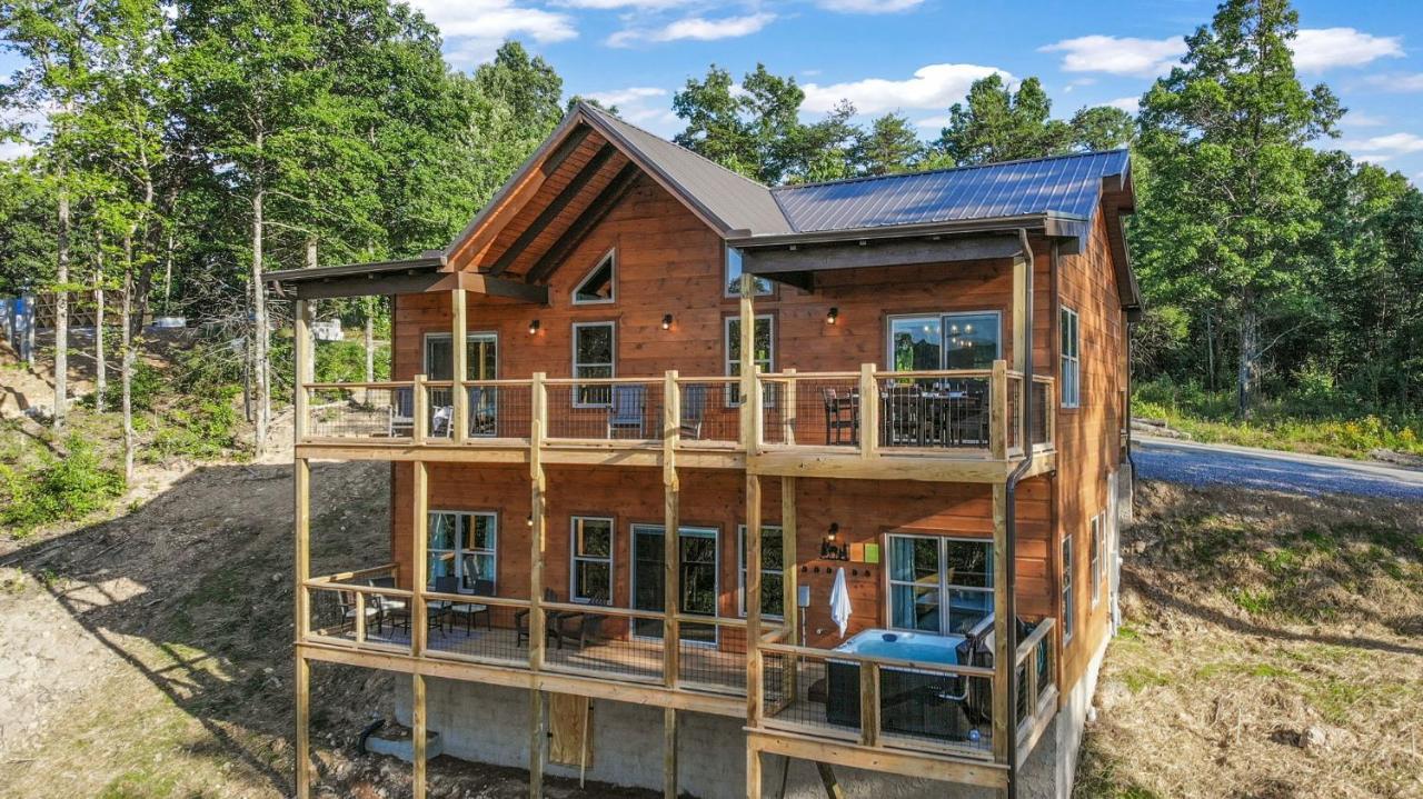 New / 3 King Suites / Sleeps12 / View / 5 Mi To Pf / Hot Tub Сев'єрвілл Екстер'єр фото